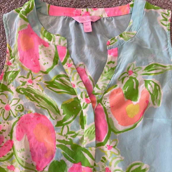 Lilly Pulitzer Stacey Floral Sleeveless Blouse - Blue and Pink, 100% Silk, XXS - Picture 10 of 14